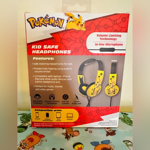 NIB Kids Pokémon Headphones - Picture 3 of 3